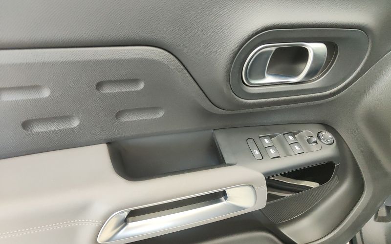 C5 AIRCROSS 1.2 PURETECH 130CV LIVE