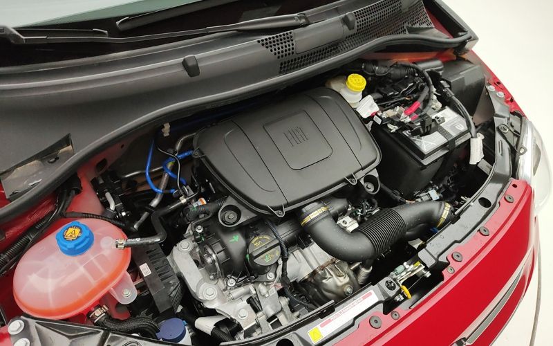 500 1.0 70CV HYBRID DOLCEVITA