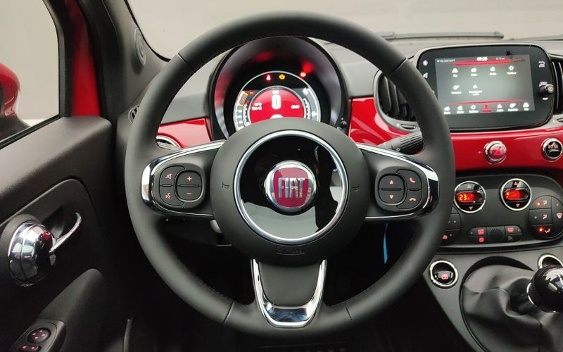 500 1.0 70CV HYBRID DOLCEVITA