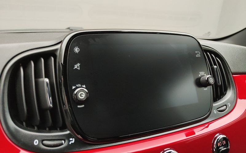 500 1.0 70CV HYBRID DOLCEVITA MY24