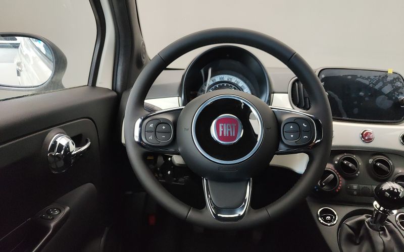 500 1.0 70CV HYBRID DOLCEVITA MY24