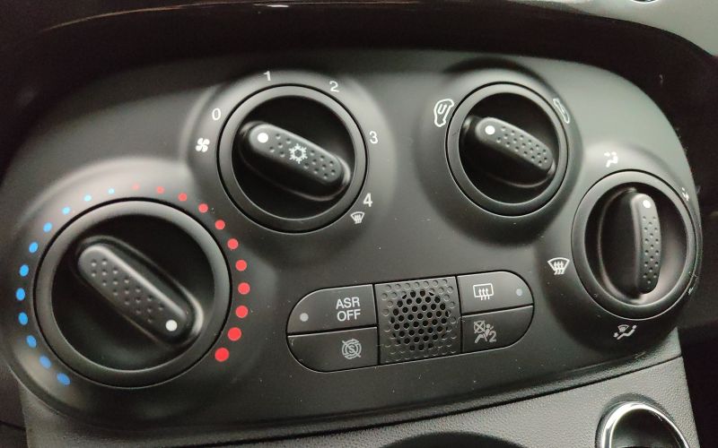 500 1.0 70CV HYBRID DOLCEVITA MY24