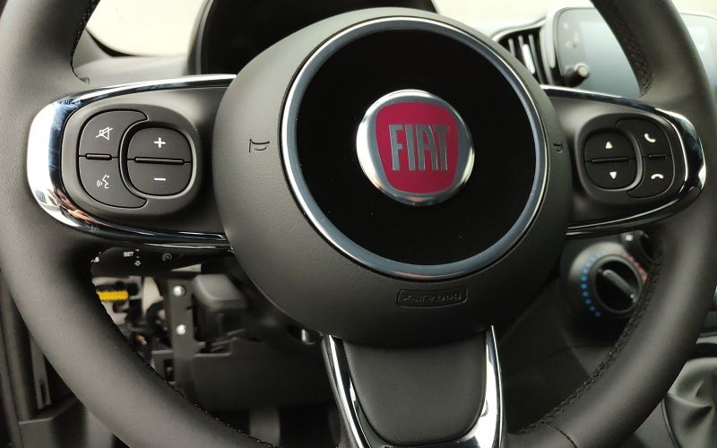 500 1.0 70CV HYBRID DOLCEVITA MY24