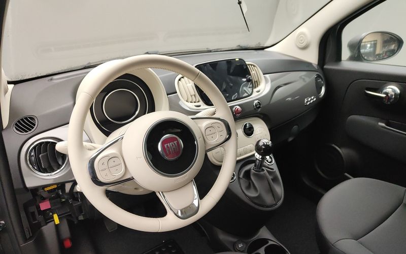 500C 1.0 HYBRID 70CV DOLCEVITA