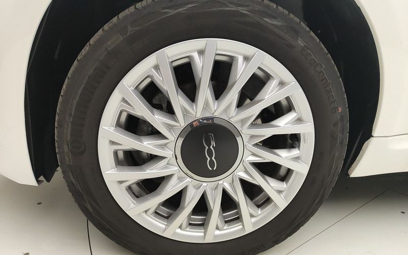 500C 1.0 HYBRID 70CV DOLCEVITA