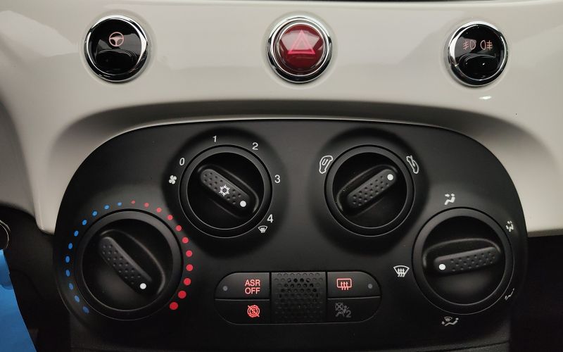 500C 1.0 HYBRID 70CV DOLCEVITA