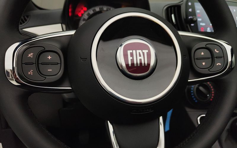 500C 1.0 HYBRID 70CV DOLCEVITA