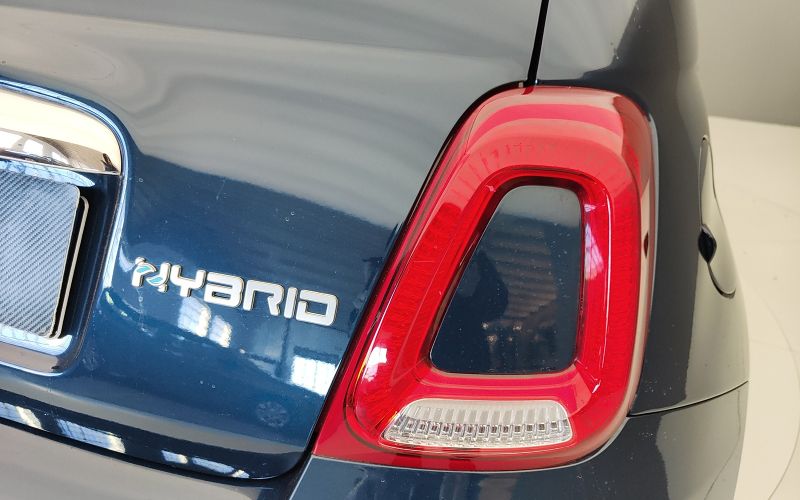 500C 1.0 70CV HIBRID DOLCEVITA MY24