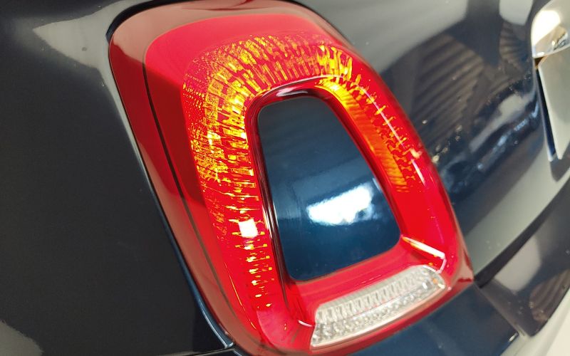 500C 1.0 70CV HIBRID DOLCEVITA MY24