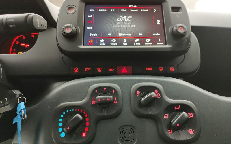 PANDA 1.0 70CV HYBRID CROSS