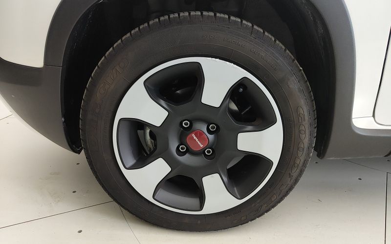 PANDA 1.0 70CV HYBRID RED MY23