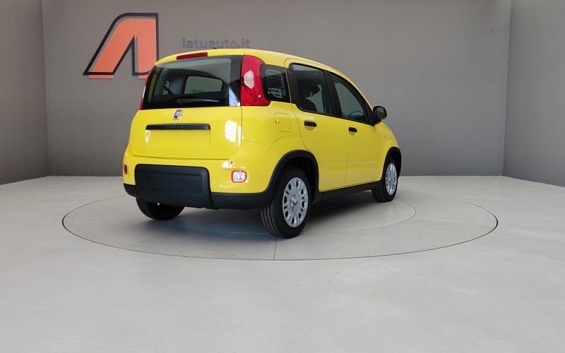 PANDA 1.0 70CV HYBRID (Serie 7)