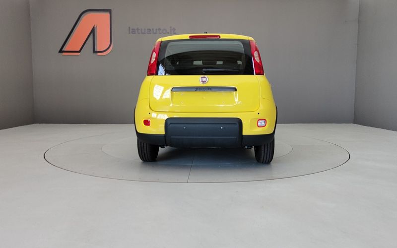 PANDA 1.0 70CV HYBRID (Serie 7)