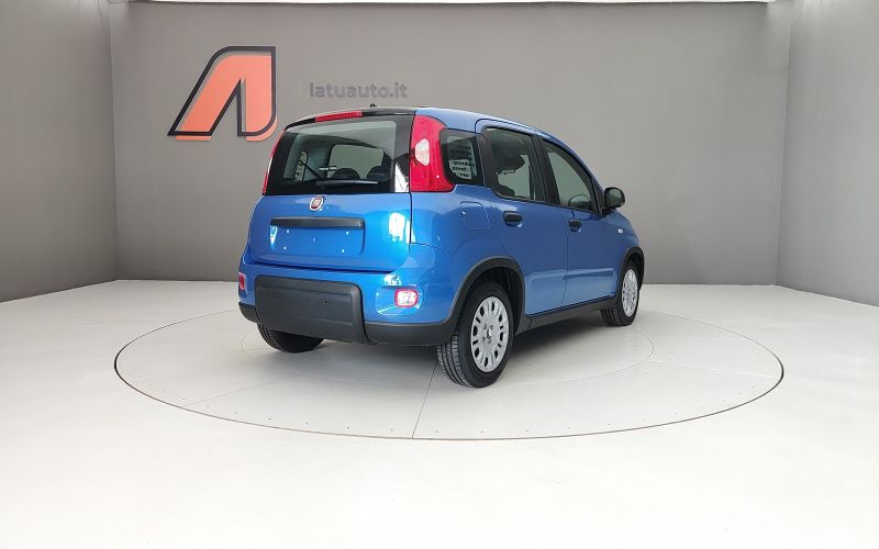 PANDA 1.0 70CV HYBRID (Serie 7)