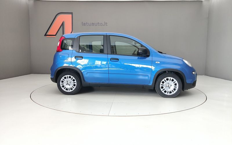 PANDA 1.0 70CV HYBRID (Serie 7)