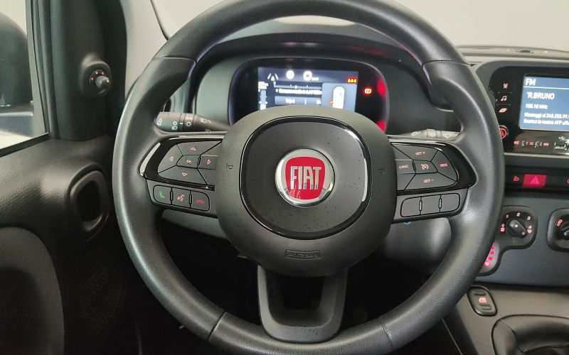 PANDA 1.0 70CV HYBRID (Serie 7)