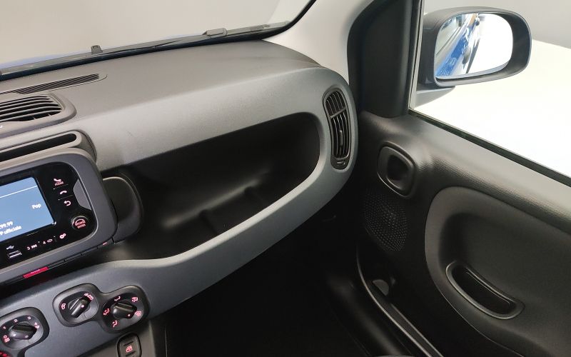 PANDA 1.0 70CV HYBRID (Serie 7)