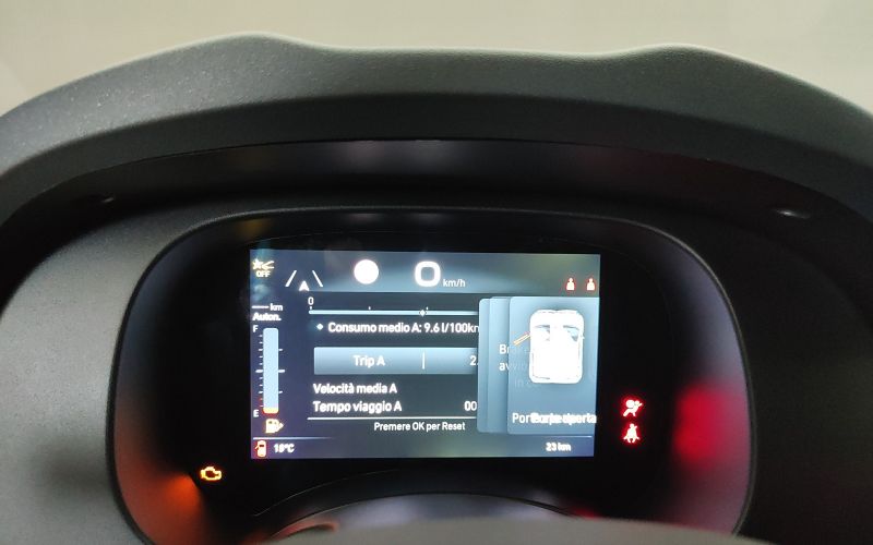 PANDA 1.0 70CV HYBRID (Serie 7)