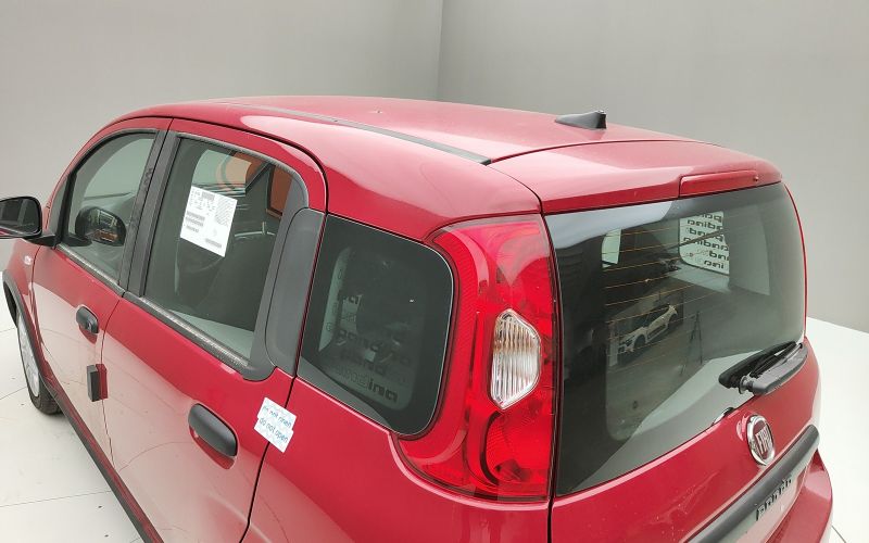 PANDA 1.0 70CV HYBRID (Serie 7) 