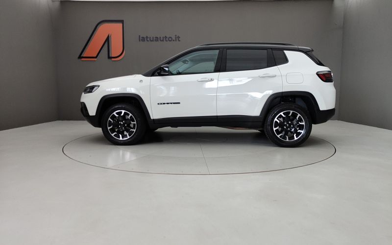 COMPASS 1.3 T4 240CV PHEV TRAILHAWK  4XE AT6 MY22