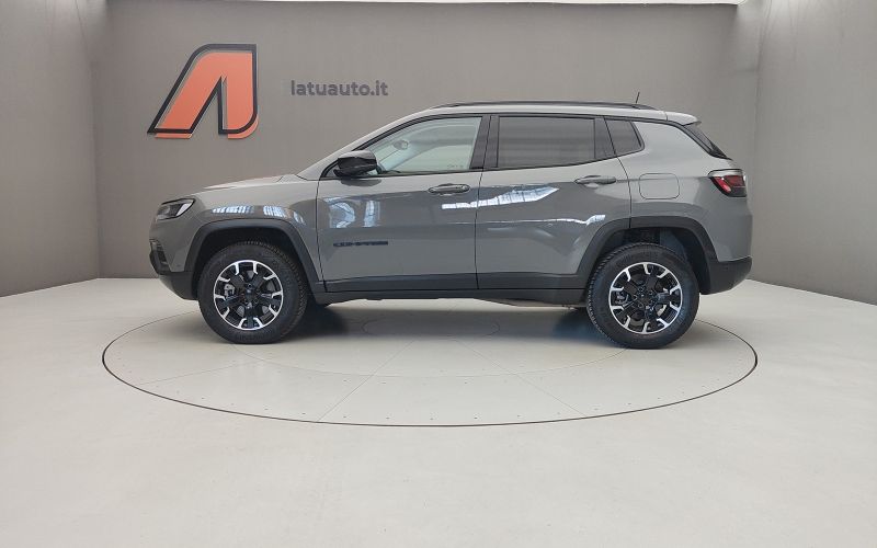 COMPASS 1.3 T4 240CV PHEV UPLAND CROSS  4XE AT6 
