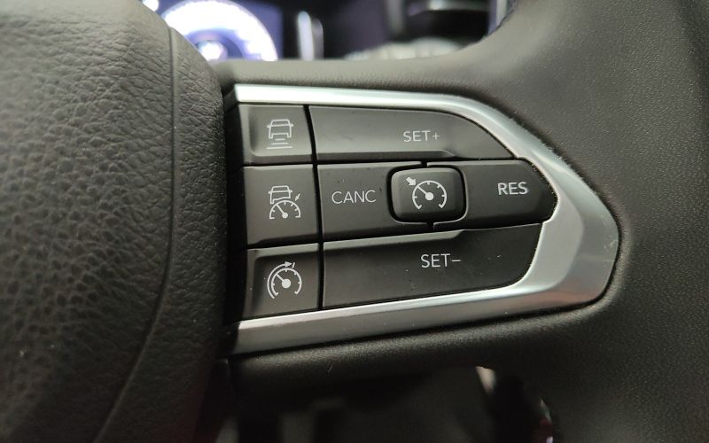 COMPASS 1.5 T4 130CV HYBRID LONGITUDE DCT7 MY23