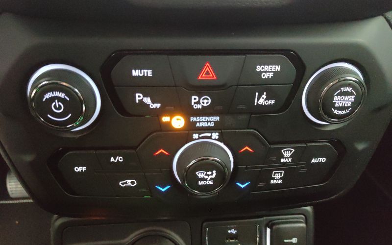 RENEGADE 1.3 T4 240CV PHEV UPLAND CROSS 4XE AT6 MY23