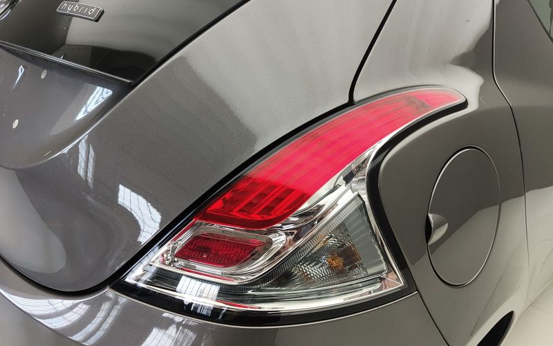 YPSILON 1.0 70CV HYBRID SILVER 
