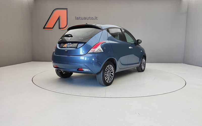 YPSILON 1.0 70CV HYBRID GOLD PLUS
