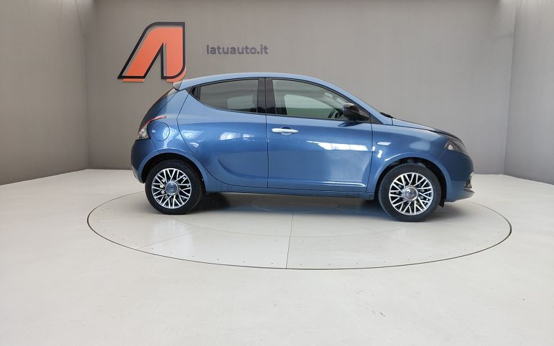 YPSILON 1.0 70CV HYBRID GOLD PLUS