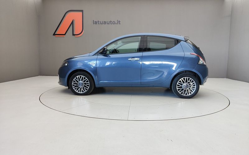YPSILON 1.0 70CV HYBRID GOLD PLUS
