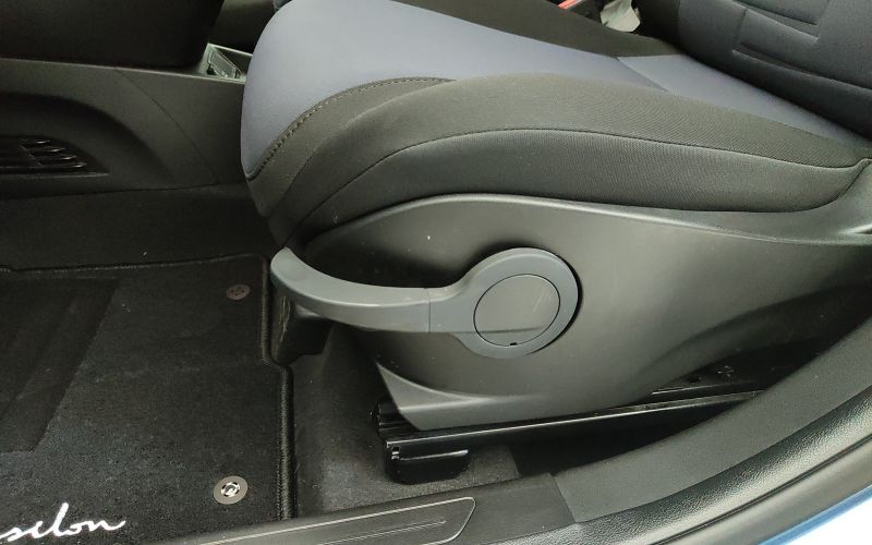YPSILON 1.0 70CV HYBRID GOLD PLUS