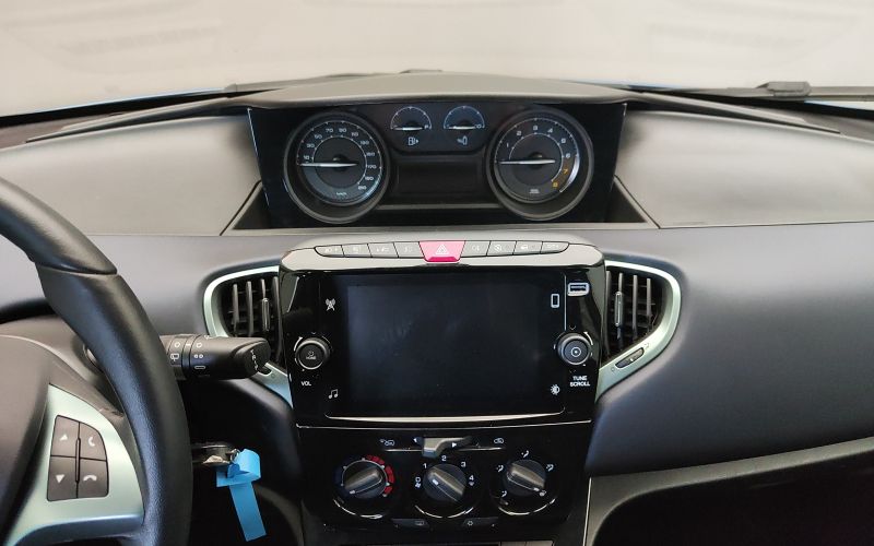 YPSILON 1.0 70CV HYBRID GOLD PLUS
