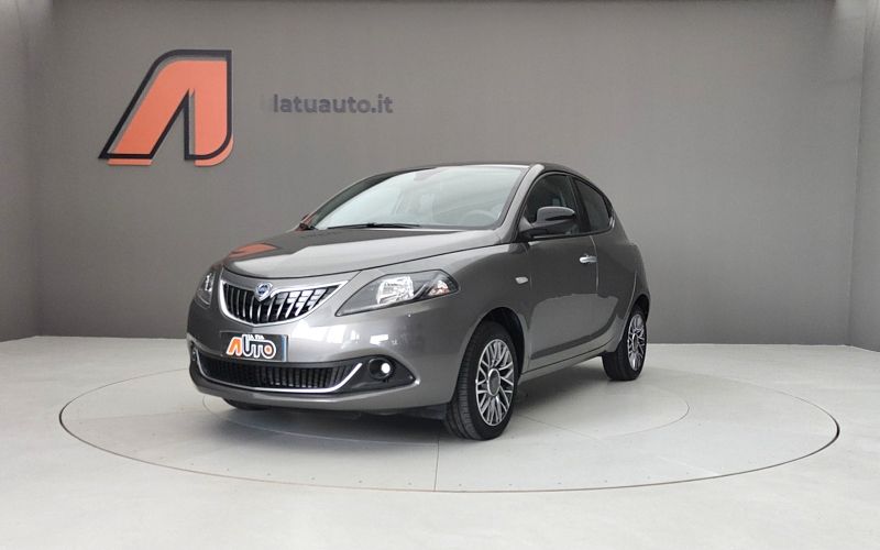 YPSILON 1.0 70CV HYBRID GOLD PLUS