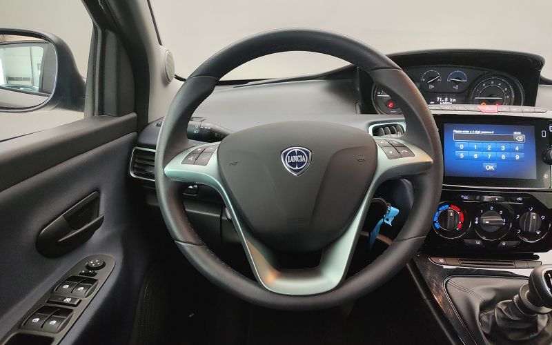 YPSILON 1.0 70CV HYBRID GOLD PLUS