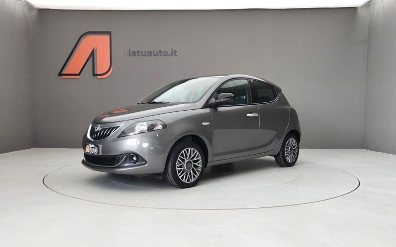 YPSILON 1.0 70CV HYBRID GOLD PLUS