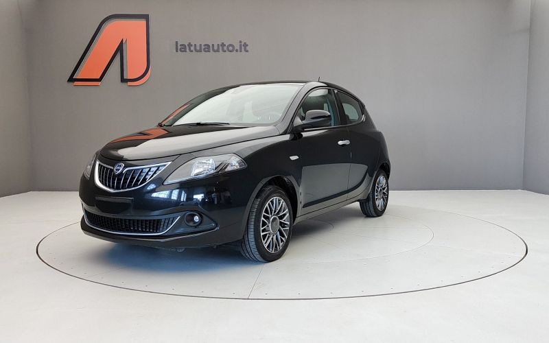YPSILON 1.0 70CV HYBRID GOLD PLUS