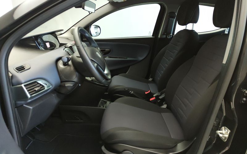 YPSILON 1.0 70CV HYBRID GOLD PLUS