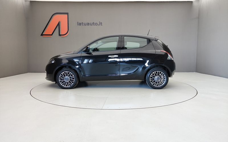 YPSILON 1.0 70CV HYBRID GOLD PLUS
