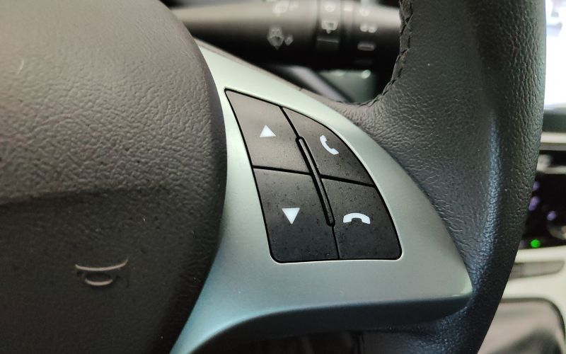 YPSILON 1.0 70CV HYBRID GOLD PLUS