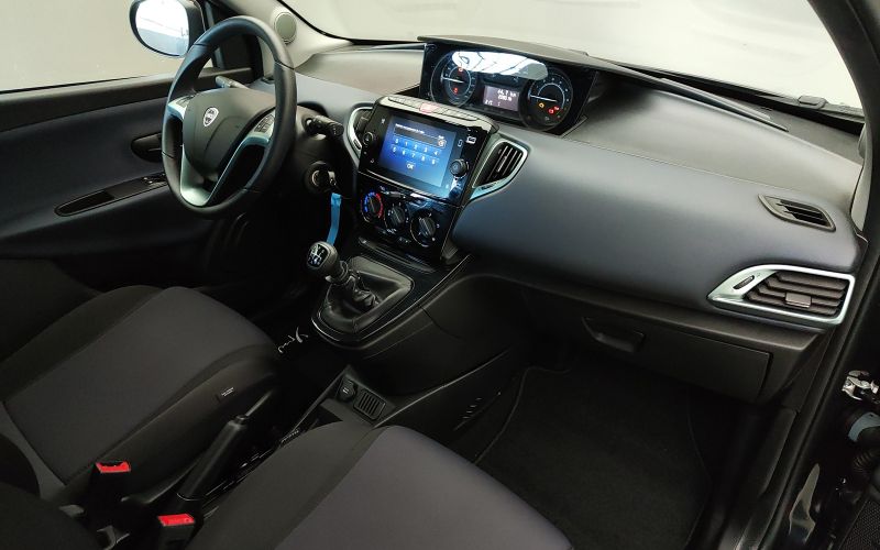 YPSILON 1.0 70CV HYBRID GOLD PLUS