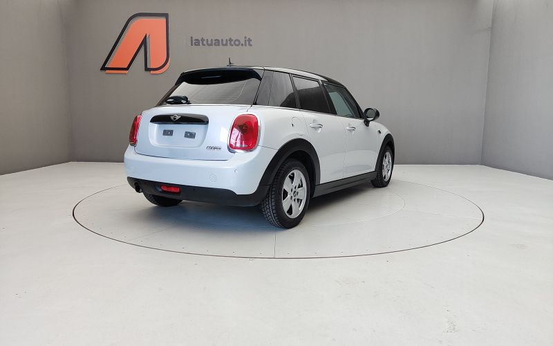 MINI  COOPER 1.5 136CV HYPE  AUTO 5P