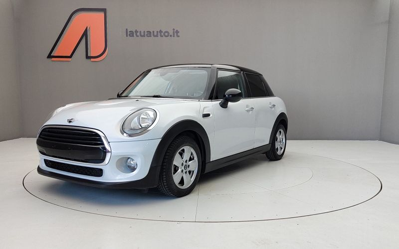 MINI  COOPER 1.5 136CV HYPE  AUTO 5P
