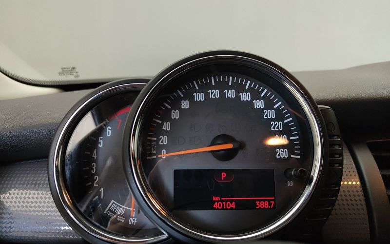 MINI  COOPER 1.5 136CV HYPE  AUTO 5P