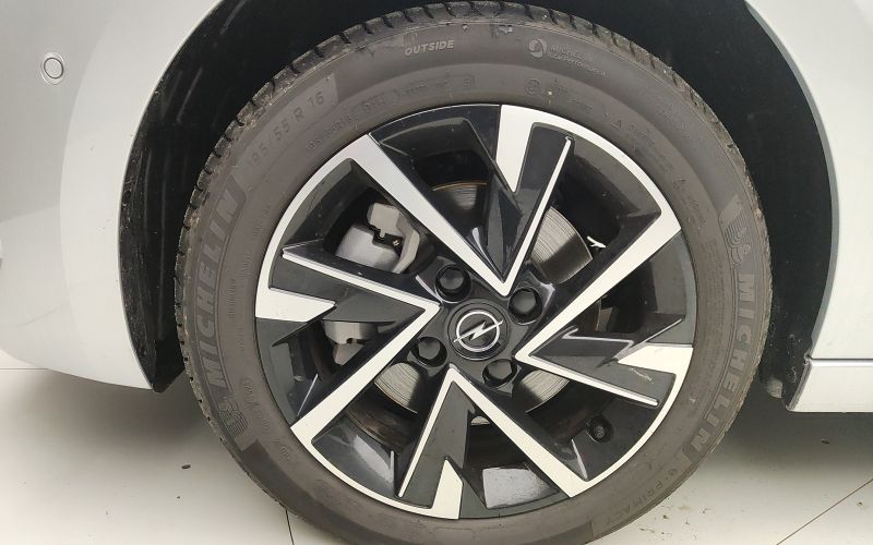 CORSA 1.2 100CV GS AT8