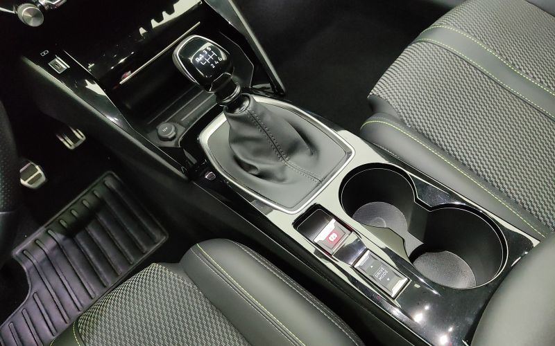 208 1.2 PURETECH 100CV GT