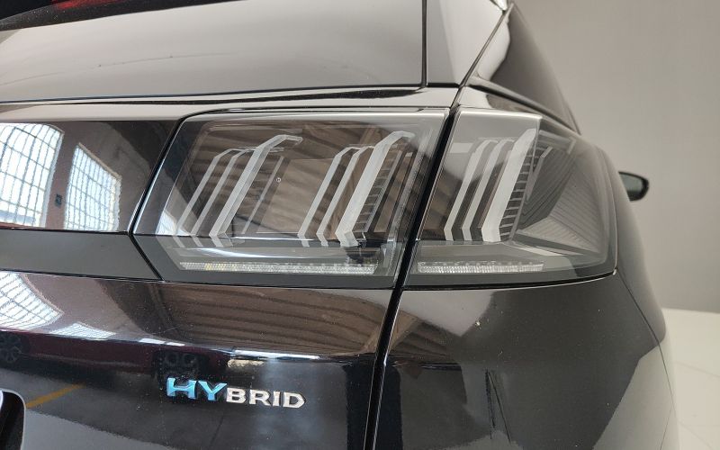 3008 1.6 PHEV 225CV ALLURE PACK  E-EAT8 