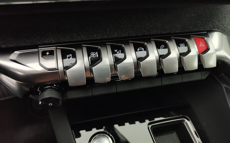3008 1.6 PHEV 225CV ALLURE PACK  E-EAT8 