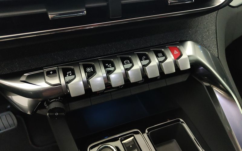 3008 1.6 PHEV 300CV ALLURE PACK  E-EAT8