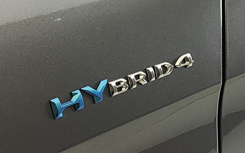 3008 1.6 PHEV 300CV ALLURE PACK  E-EAT8